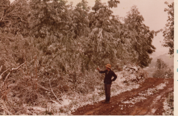 NEVE EM ALTO PADRE ETERNO